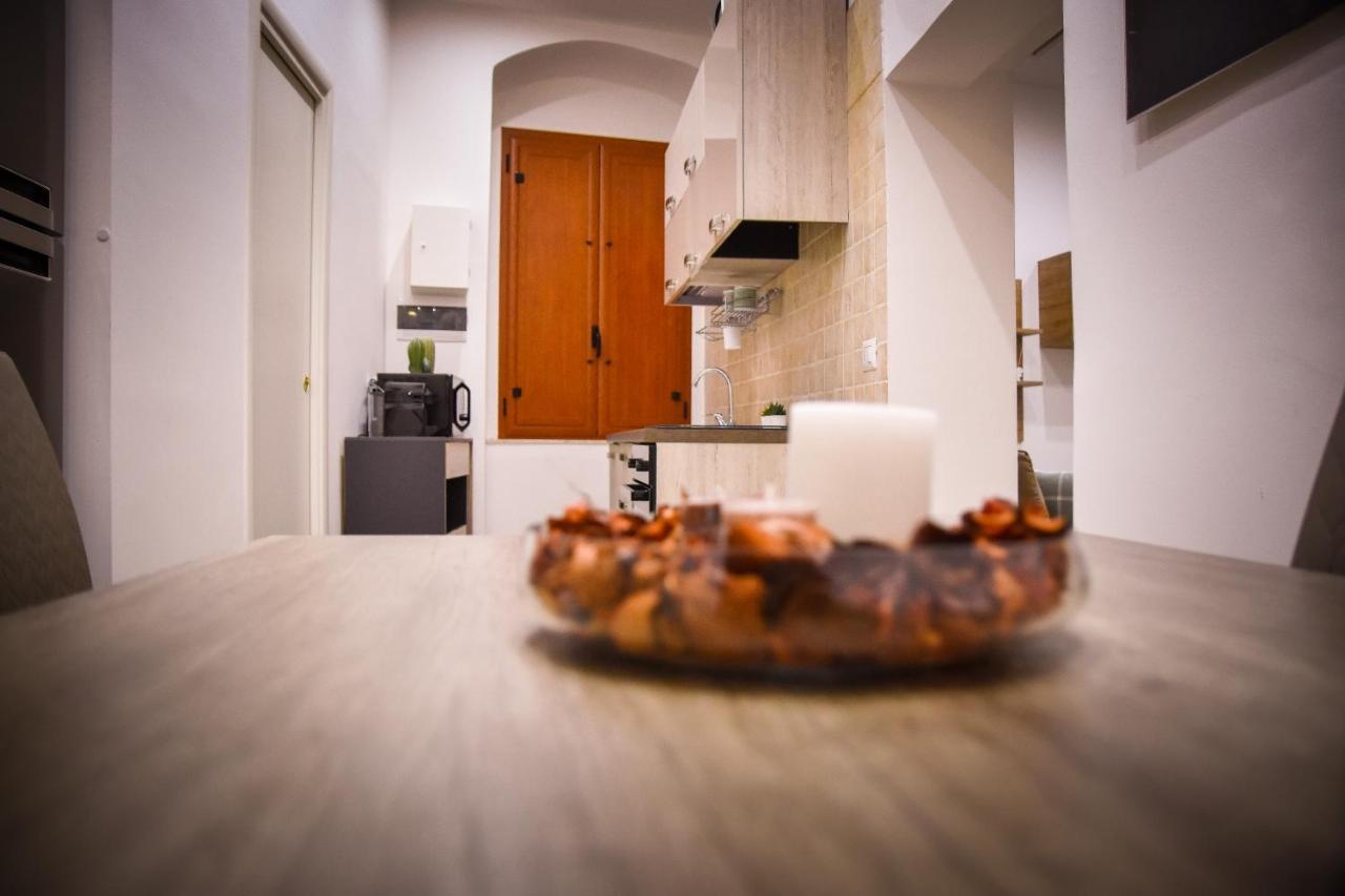 Casa Dell Arco Apartment Bari Bagian luar foto