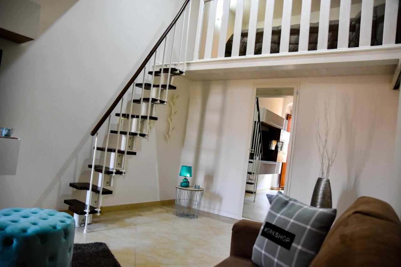 Casa Dell Arco Apartment Bari Bagian luar foto
