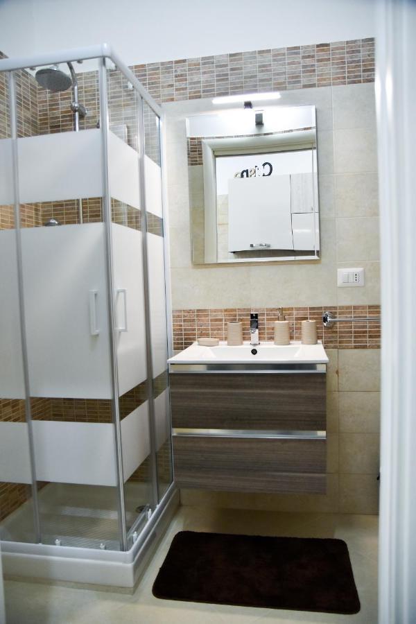 Casa Dell Arco Apartment Bari Bagian luar foto